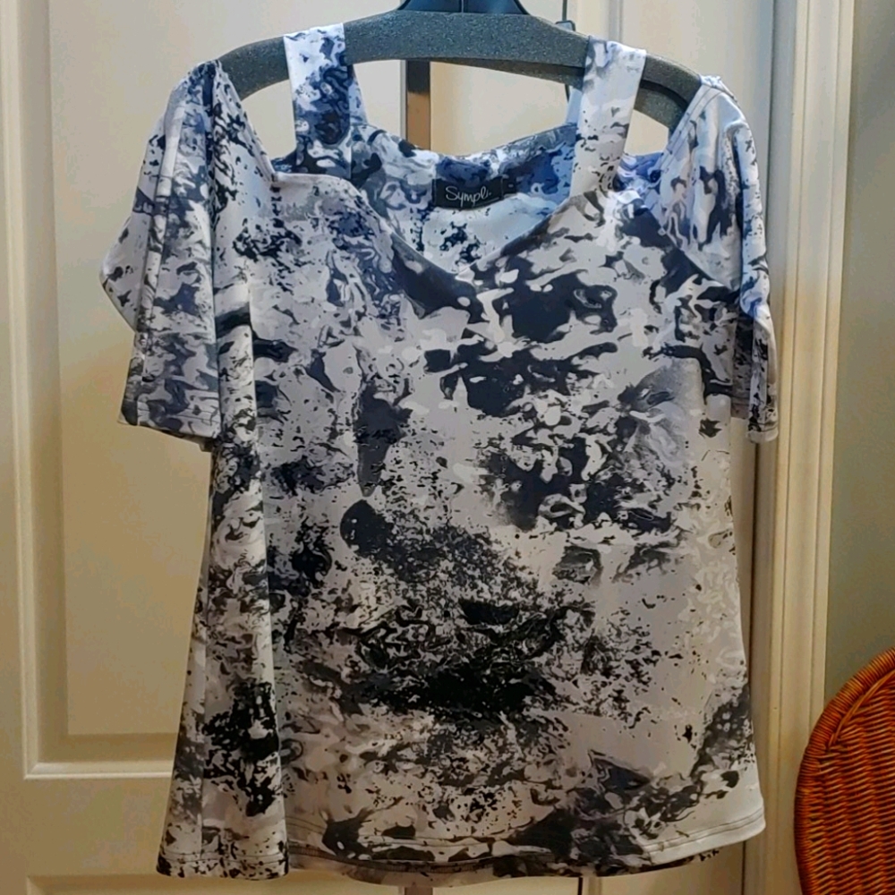 Sympli cold shoulder top